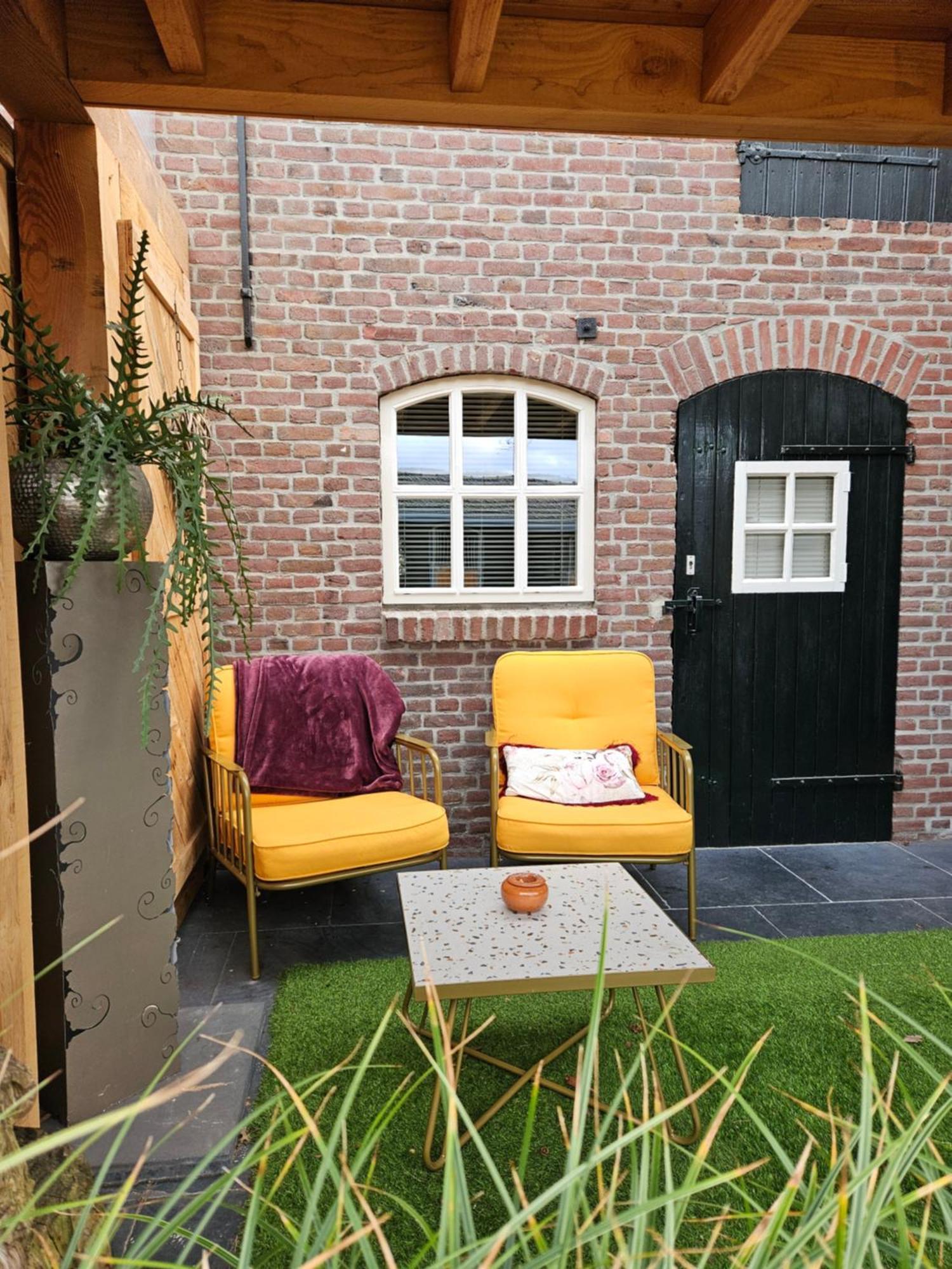 Bed En Box 3610 Bed and Breakfast Oirschot Εξωτερικό φωτογραφία