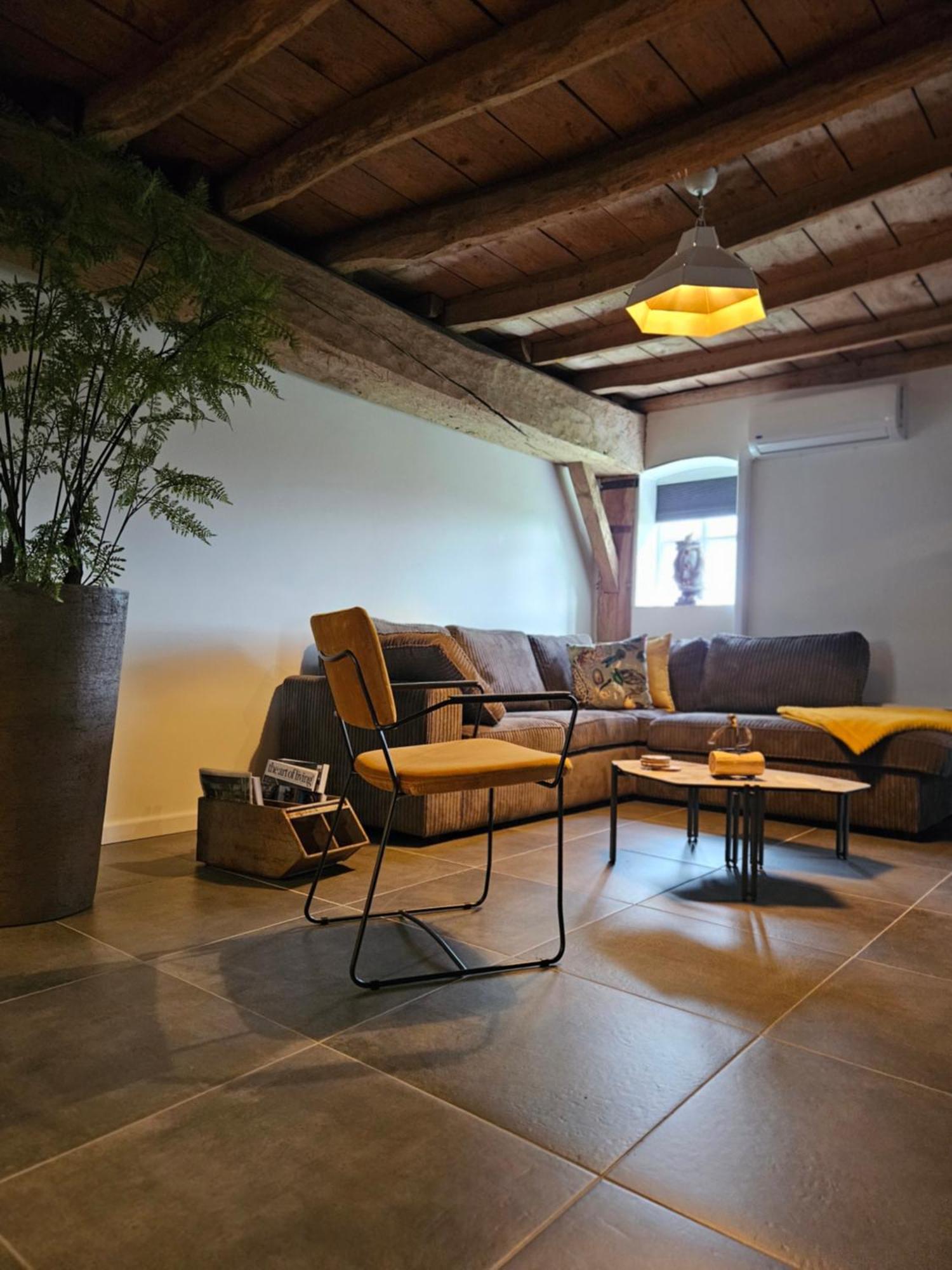 Bed En Box 3610 Bed and Breakfast Oirschot Εξωτερικό φωτογραφία